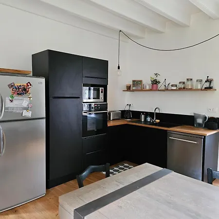 Maison Spacieuse Avec Piscine Sans Vis A Vis 8 Pers