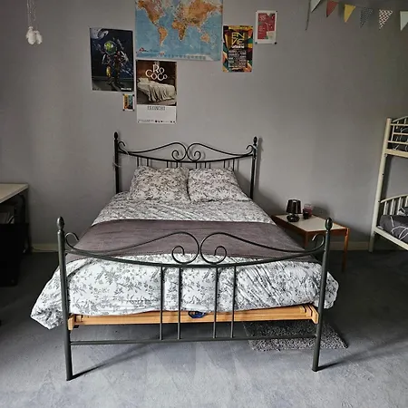 Semesterbostad Maison Spacieuse Avec Piscine Sans Vis A Vis 8 Pers *