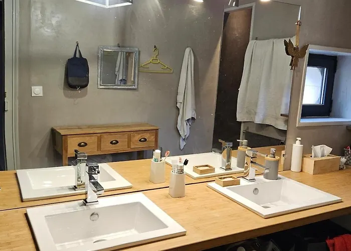 Maison Spacieuse Avec Piscine Sans Vis A Vis 8 Pers * Latillé