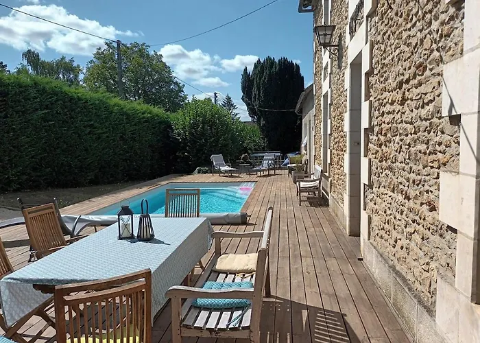 Maison Spacieuse Avec Piscine Sans Vis A Vis 8 Pers Сasa de vacaciones Latillé